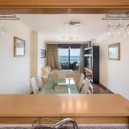 Magnificent 1st Line Beach Condo, Panoramic Sea Views *